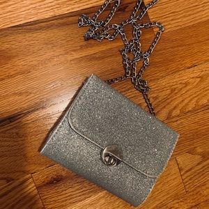 Silver sparkly clutch purse